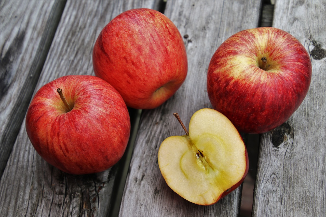 सेब से जुड़े रोचक तथ्य